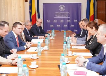 Corneliu Ștefan Mobilizează Parlamentarii Dâmbovițeni: Plan Strategic pentru Dezvoltarea Județului!