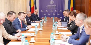 Corneliu Ștefan Mobilizează Parlamentarii Dâmbovițeni: Plan Strategic pentru Dezvoltarea Județului!