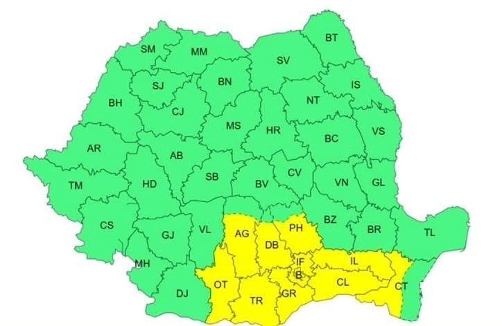 VISCOL ȘI NINSORI PUTERNICE ÎN DÂMBOVIȚA! STRAT DE ZĂPADĂ DE PÂNĂ LA 15 CM!