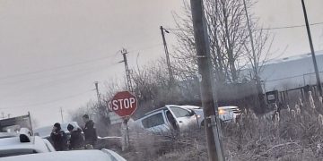 Dimineață neagră pe șosele: Două accidente grave, două victime la spital!