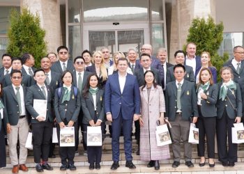 Vizită de rang înalt la Consiliul Județean Dâmbovița! Delegație din Thailanda, interesată de investiții!