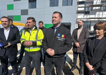 (Video) Investiții record la Gura Ocniței: școli moderne, drumuri reabilitate și rețea de canalizare în plină dezvoltare!