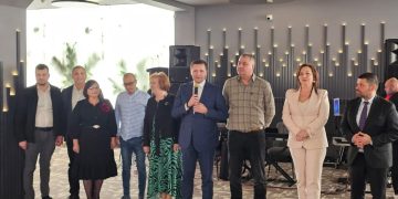 (Foto) Sărbătoare și Eleganță la Balul Mărțișorului! Doamnele și Domnișoarele din Dâmbovița, Omagiate cu Stil!