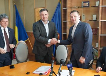(Video) Premieră în Dâmbovița! Centura Pucioasa-Fieni, primul drum expres cu 4 benzi, devine realitate – contract semnat pentru 686 milioane lei!