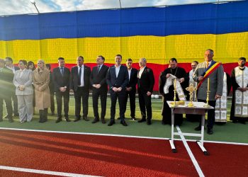 (Video)„Valentin Mihalache, primarul comunei Dărmănești: „O zi deosebită pentru comună, cu o bază sportivă ce va aduce un plus tinerelor generații!”