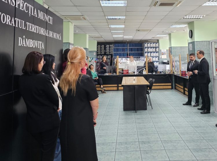 Vizita de lucru a prefectului Marian Tănase la ITM Dâmbovița: Promisiuni de soluții și parteneriate pentru rezolvarea provocărilor locale!