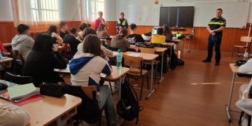 Activități informativ-preventive desfășurate de polițiștii Biroului Siguranța Școlară