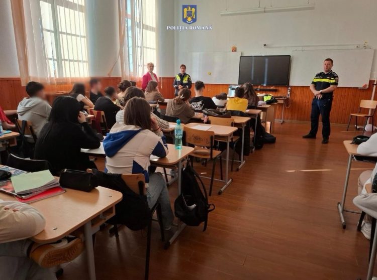 Activități informativ-preventive desfășurate de polițiștii Biroului Siguranța Școlară
