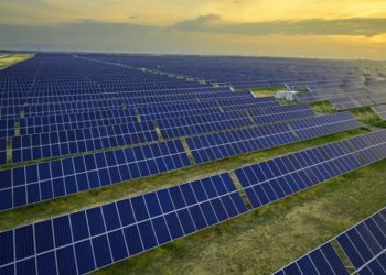 Revoluție energetică la Târgoviște! Municipiul devine aproape independent cu un mega parc fotovoltaic de peste 19 milioane lei!
