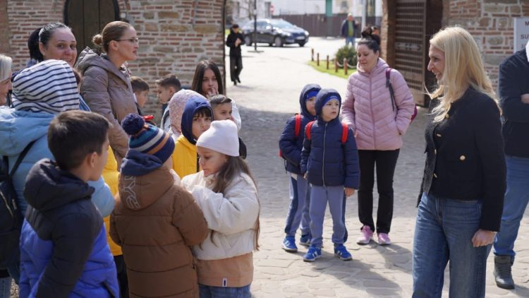 Luciana Cristea, vicepreședintele CJ Dâmbovița: „Păstrăm tradiția! Pe 10 mai, Noaptea Muzeelor se ține la noi – acces gratuit pentru toți dâmbovițenii!”