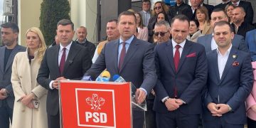 (Video) Corneliu Ștefan îl susține pe Liviu Vasilescu la Primăria Gura Ocniței: „Este tânăr, determinat și cunoaște realitățile comunității”