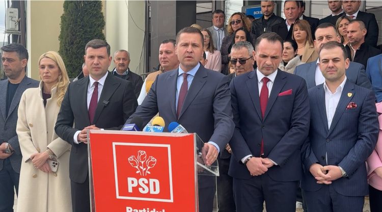 (Video) Corneliu Ștefan îl susține pe Liviu Vasilescu la Primăria Gura Ocniței: „Este tânăr, determinat și cunoaște realitățile comunității”