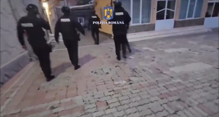 (Video)Percheziții în 6 județe și București într-un dosar de înșelăciune cu prejudiciu de 700.000 de lei