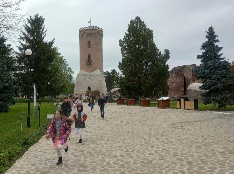 Muzeele Complexului Național Muzeal „Curtea Domnească” Târgoviște vor fi deschise în perioada 1 – 4 Mai 2025