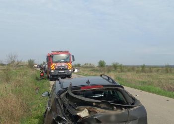 Impact violent lângă Ciocănești: O femeie rănită după ce un tânăr de 20 de ani a provocat un accident pe un drum comunal