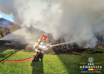 Incendiu devastator în Dragomirești! Flăcări uriașe au cuprins o anexă gospodărească!