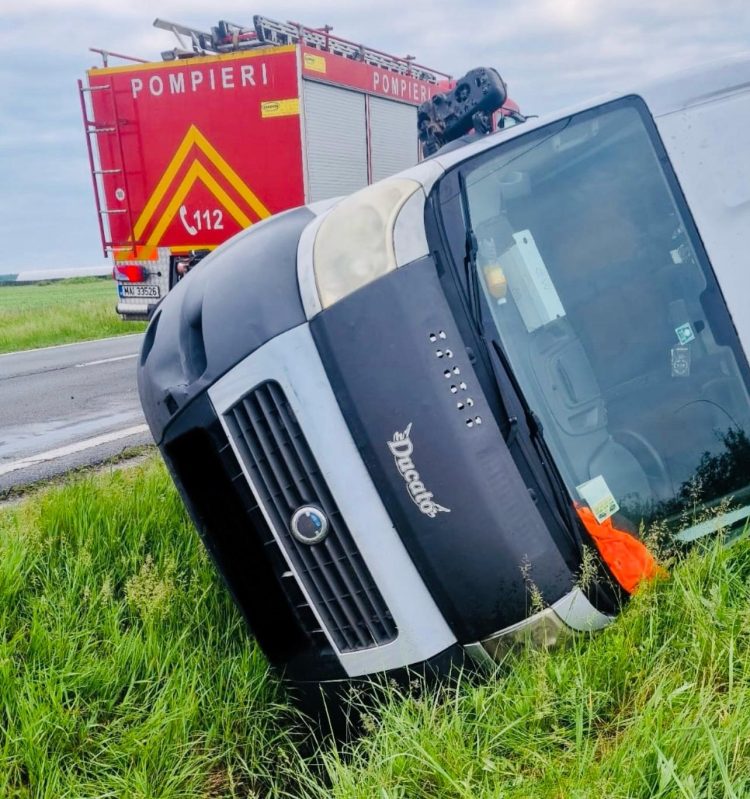Accident rutier în Brătești: Patru persoane implicate, niciuna transportată la spital
