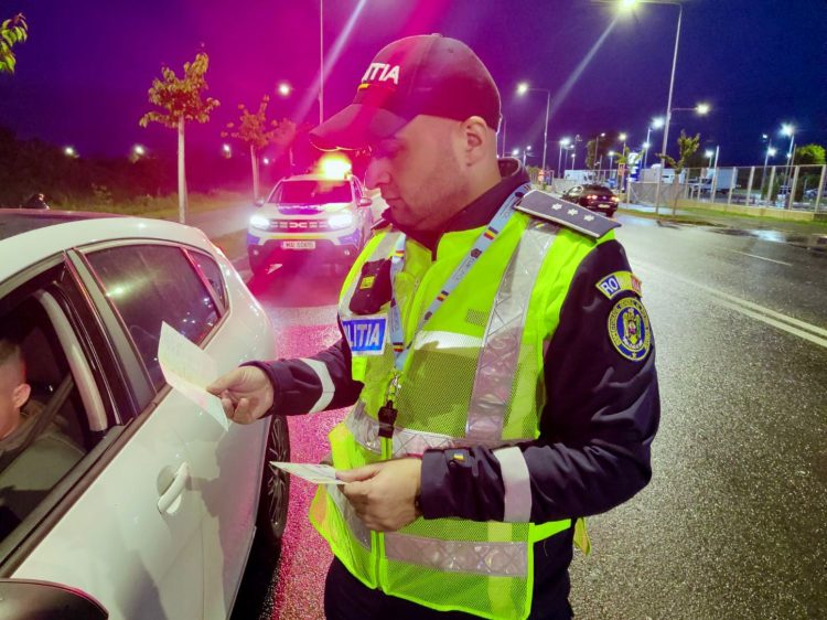 Șoferi băuți, fără permis sau cu mașini neînmatriculate, depistați de polițiștii rutieri dâmbovițeni