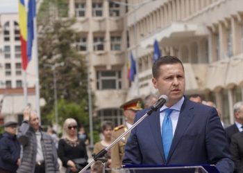 (Video) Mesaj emoționant de la președintele CJD, Corneliu Ștefan: „Nu ne vom uita eroii niciodată!” – Dâmbovița își onorează fiii căzuți la datorie de Ziua Înălțării și Ziua Eroilor!