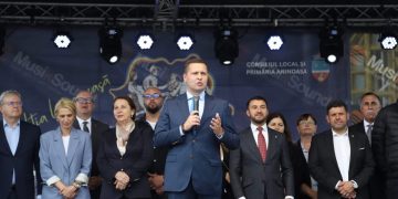 Președintele CJD, Corneliu Ștefan, alături de comunitate la Sărbătoarea Aninoasei: „O seară plină de energie și bucurie, acolo unde oamenii se simt cu adevărat acasă”
