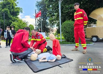 Atelier de prim ajutor și lecții de prevenire susținute de ISU Dâmbovița de Ziua Informării Preventive