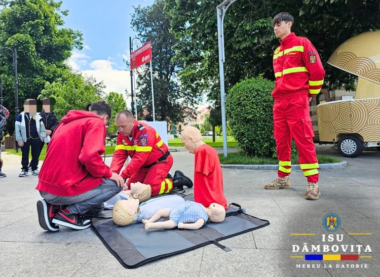 Atelier de prim ajutor și lecții de prevenire susținute de ISU Dâmbovița de Ziua Informării Preventive