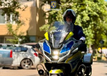 Acțiuni ale polițiștilor dâmbovițeni pentru siguranța cetățenilor: 18 infracțiuni constatate și aproape 300 de sancțiuni aplicate în 24 de ore