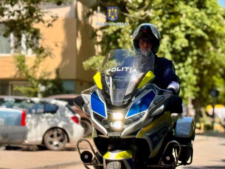 Acțiuni ale polițiștilor dâmbovițeni pentru siguranța cetățenilor: 18 infracțiuni constatate și aproape 300 de sancțiuni aplicate în 24 de ore