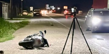 Motociclist rănit în urma unui accident pe DN72, în localitatea Dumbrava