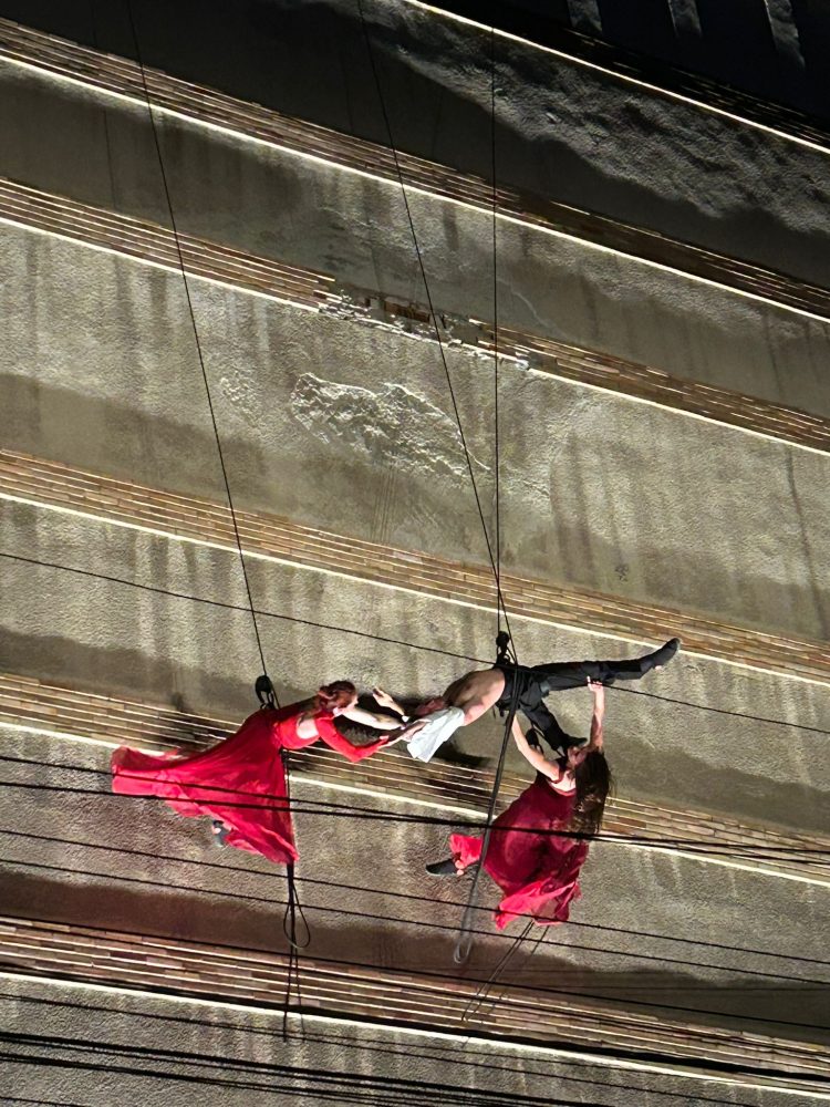 O zi intensă la Babel: între memorie, dans, cinema și întâlnirea cu prezentul viu al teatrului contemporan