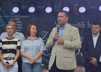 Seară de neuitat la Odobești! Președintele CJD, Corneliu Ștefan, sărbătorește alături de dâmbovițeni
