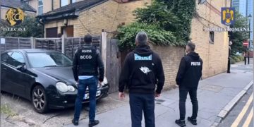 (Video) „Ziua Z” pentru crima organizată: Rețineri în lanț, droguri, arme și bani confiscați în cea mai amplă operațiune DIICOT din acest an!