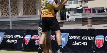 Baschet de senzație în inima Târgoviștei: A început Campionatul 3×3 „Iubim Dâmbovița”!