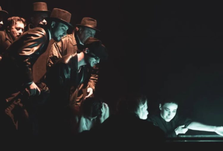 „Furtuna” lui Shakespeare prinde viață la Târgoviște, în viziunea Teatrului Fără Nume din Chișinău