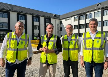 Spațiu nevalorificat transformat în bază sportivă modernă la Școala „Radu cel Mare” din Târgoviște