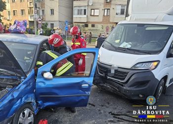 Accident rutier în Târgoviște: Trei persoane rănite în urma coliziunii dintre un autoturism și o autoutilitară