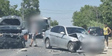 Două persoane rănite într-un accident rutier produs pe DN1A, în Crevedia