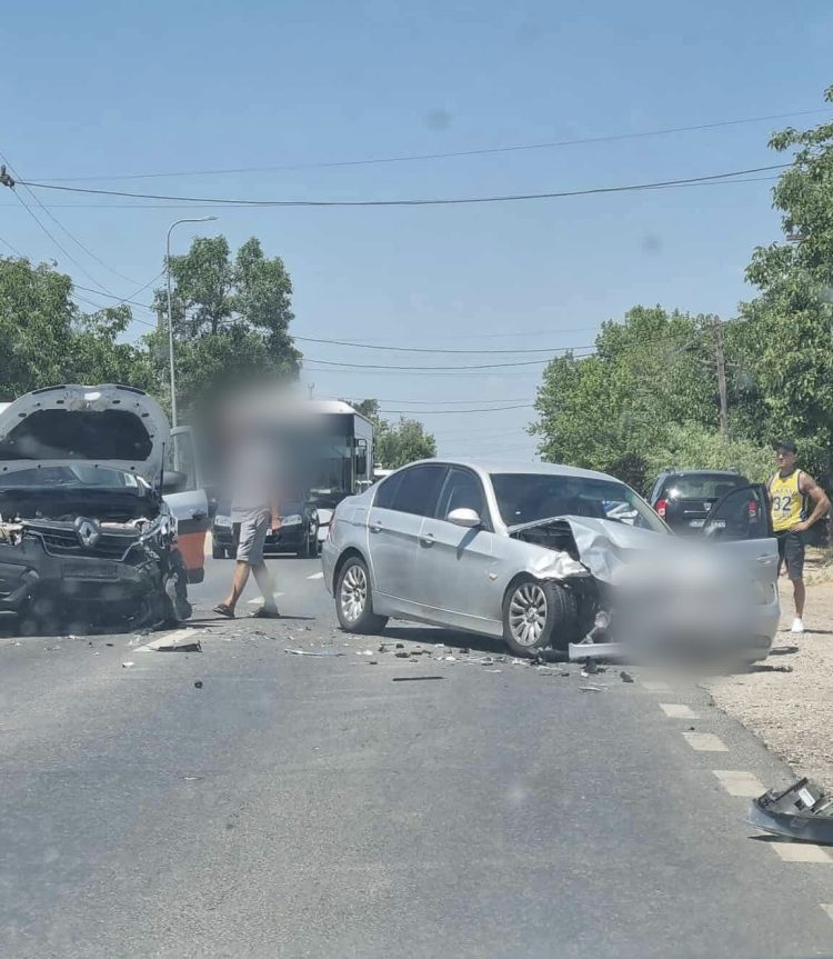 Două persoane rănite într-un accident rutier produs pe DN1A, în Crevedia