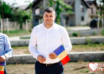 Ziua Tricolorului, sărbătorită cu emoție la Titu: Un omagiu adus identității și unității naționale