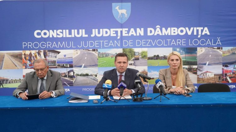 (Video) Consiliul Județean Dâmbovița accelerează investițiile: 30 de noi contracte semnate în a VIII-a sesiune de finanțare