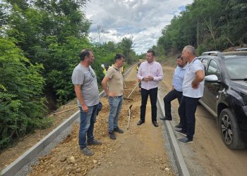 (Galerie Foto) Corneliu Ștefan, președintele CJD Dâmbovița, în teren la Ludești, Hulubești, Valea Mare, Crângurile și Cobia: „Fiecare proiect trebuie să devină o reușită pentru județ și pentru dâmbovițeni”