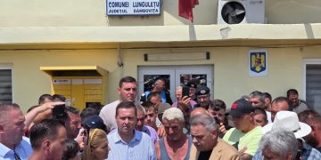 Președintele CJD Dâmbovița, în teren cu ministrul Agriculturii: Soluții urgente pentru irigațiile legumicultorilor din Lungulețu