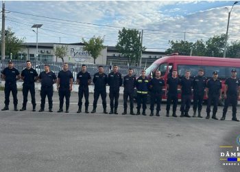 Pompierii din Dâmbovița, în misiune de sprijin în Suceava după inundațiile din Broșteni