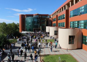 Admitere 2025 la Facultatea de Științe Umaniste din cadrul Universității Valahia din Târgoviște