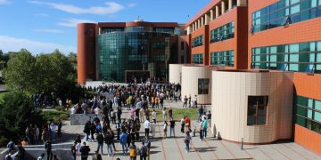 Admitere 2025 la Facultatea de Științe Umaniste din cadrul Universității Valahia din Târgoviște