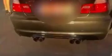 Tânăr de 20 de ani, sancționat după ce a fost prins cu autoturism modificat ilegal în Târgoviște