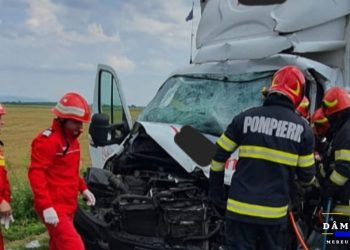 Accident grav pe DN 72, în afara localității I.L. Caragiale: trei vehicule implicate, trafic blocat