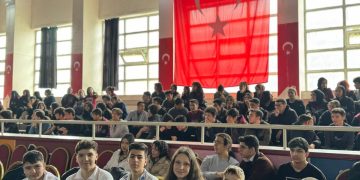 Școala Gimnazială ‘Ion Mareș’ Vulcana-Băi cucerește Europa educației digitale: proiect Erasmus+ câștigat cu un scor excepțional!