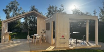 Glulam scrie istorie la Târgoviște: primii producători de CLT Cross-laminated timber din România