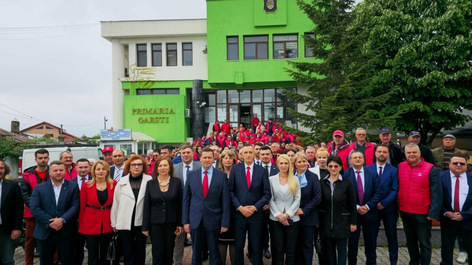 Alexandru Iorga, omul schimbării la Găești! PSD mizează pe liderul local pentru a readuce dezvoltarea și transparența în oraș – Alegeri pe 7 decembrie!